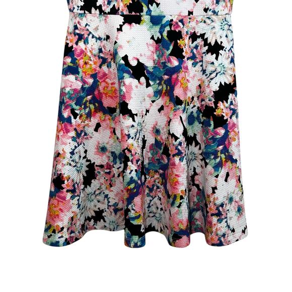 Frenchi Nordstrom Floral Print Skater Dress Back Cut Out Multicolor Small Casual - Picture 6 of 8